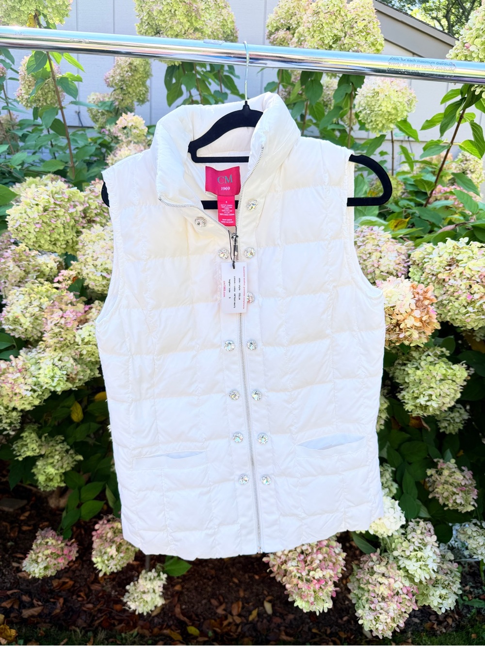 CM 1989 Women's White Quilted Down-Style Vest